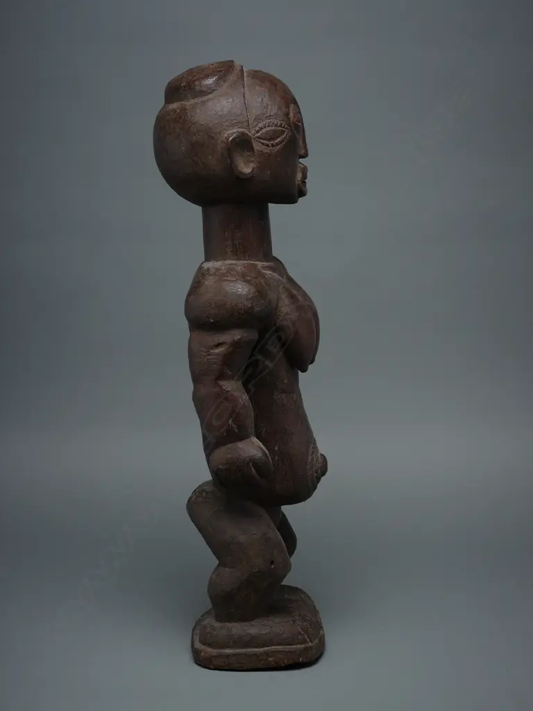 Hemba female figure, Image 1++